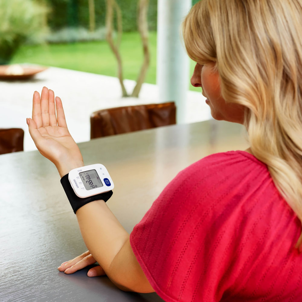 Тонометр OMRON RS3 фото 2