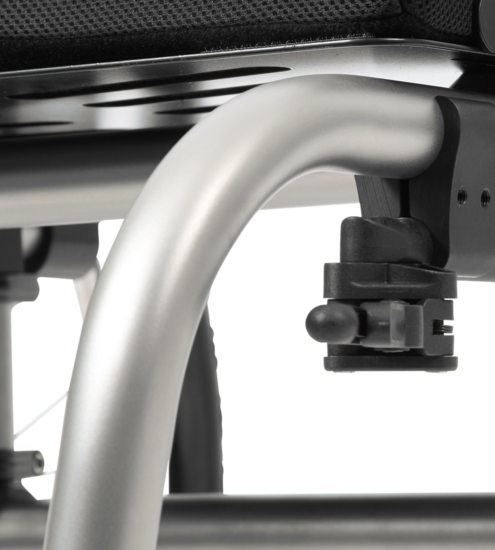 Инвалидная кресло-коляска активного типа Вояжер EVO (Эво) фото 2